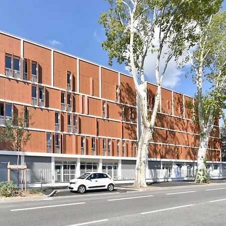 Zenith Apartamento *